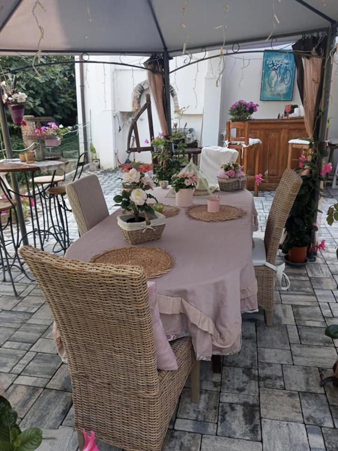Bb Lady Bed & Breakfast Castelvetro di Modena Bagian luar foto